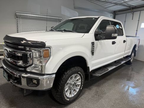 Used 2022 Ford F250 XLT w/ XLT Value Package AWD/4WD image 2