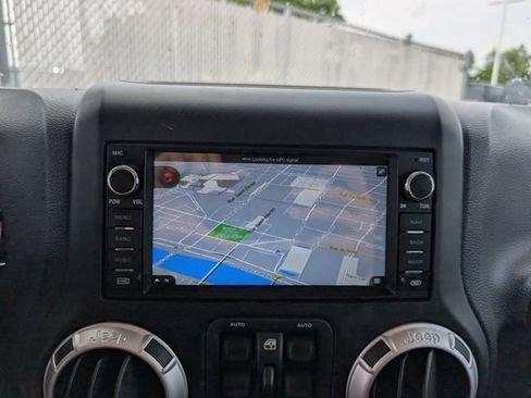 Used 2012 Jeep Wrangler Unlimited Sahara w/ Connectivity Group AWD/4WD image 3