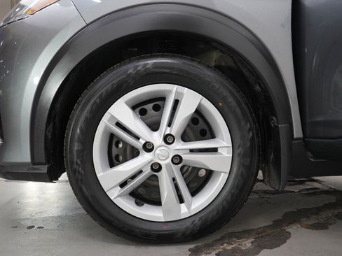 Used 2024 Nissan Kicks S FWD image 28