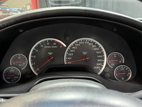 Used 2002 Chevrolet Corvette Convertible w/ Preferred Equipment Group2 image 46