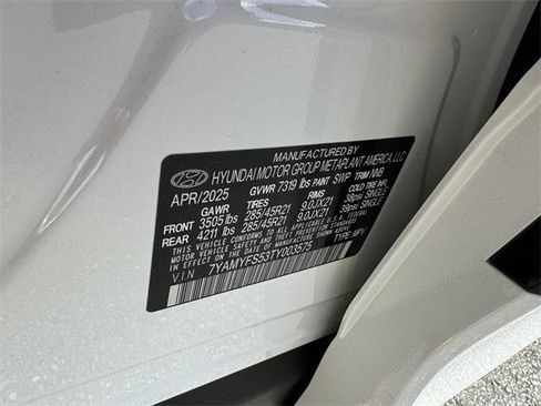 New 2026 Hyundai Ioniq 9 Calligraphy image 35