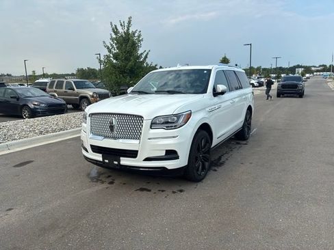 Used 2024 Lincoln Navigator Reserve w/ Equipment Group 201A AWD/4WD image 3