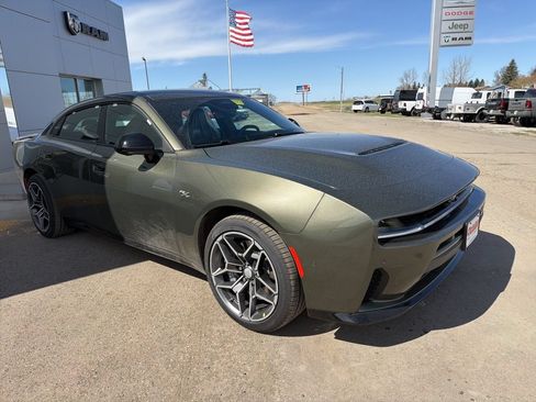 New 2026 Dodge Charger R/T AWD/4WD image 3