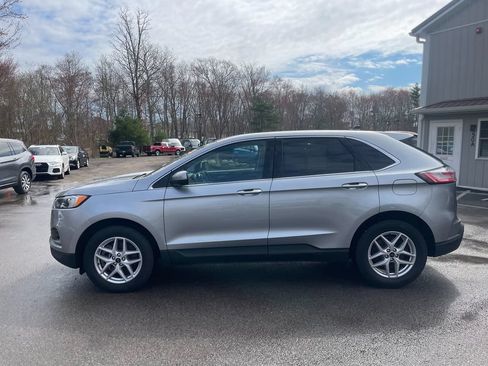 Used 2024 Ford Edge SEL AWD/4WD image 9