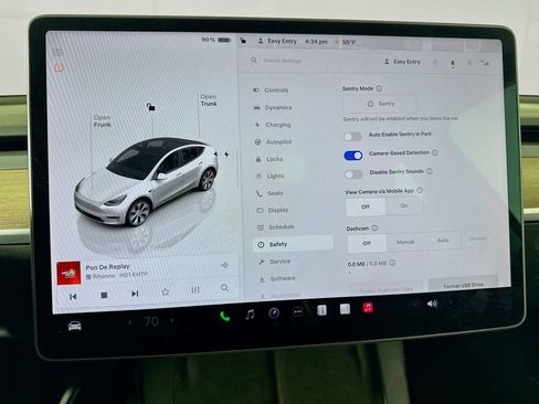 Used 2022 Tesla Model Y Long Range image 38
