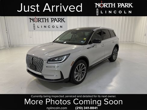 Used 2023 Lincoln Corsair FWD w/ Equipment Group 101A image 1