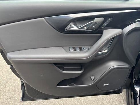 Used 2025 Chevrolet Blazer RS w/ Driver Confidence II Package image 10