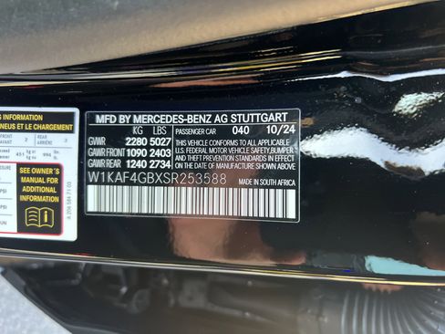 Used 2025 Mercedes-Benz C 300 Sedan image 37