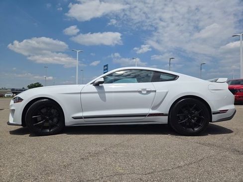 Used 2022 Ford Mustang GT Premium w/ Equipment Group 401A RWD image 25
