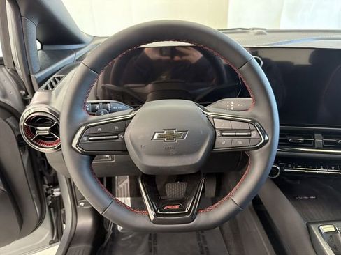 New 2026 Chevrolet Equinox EV RS image 32