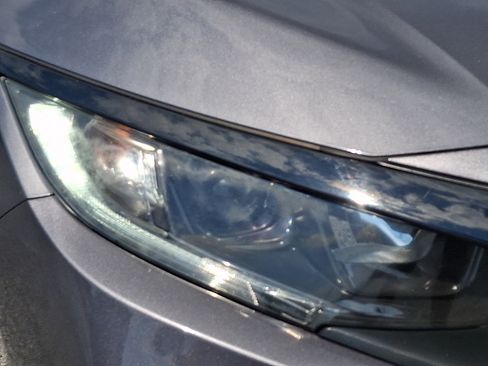 Used 2019 Honda Civic LX image 9