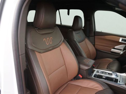 Used 2023 Ford Explorer King Ranch w/ Technology Package AWD/4WD image 22