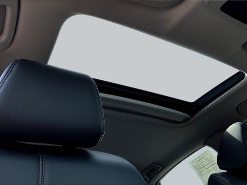 Used 2023 Honda Civic EX-L image 26