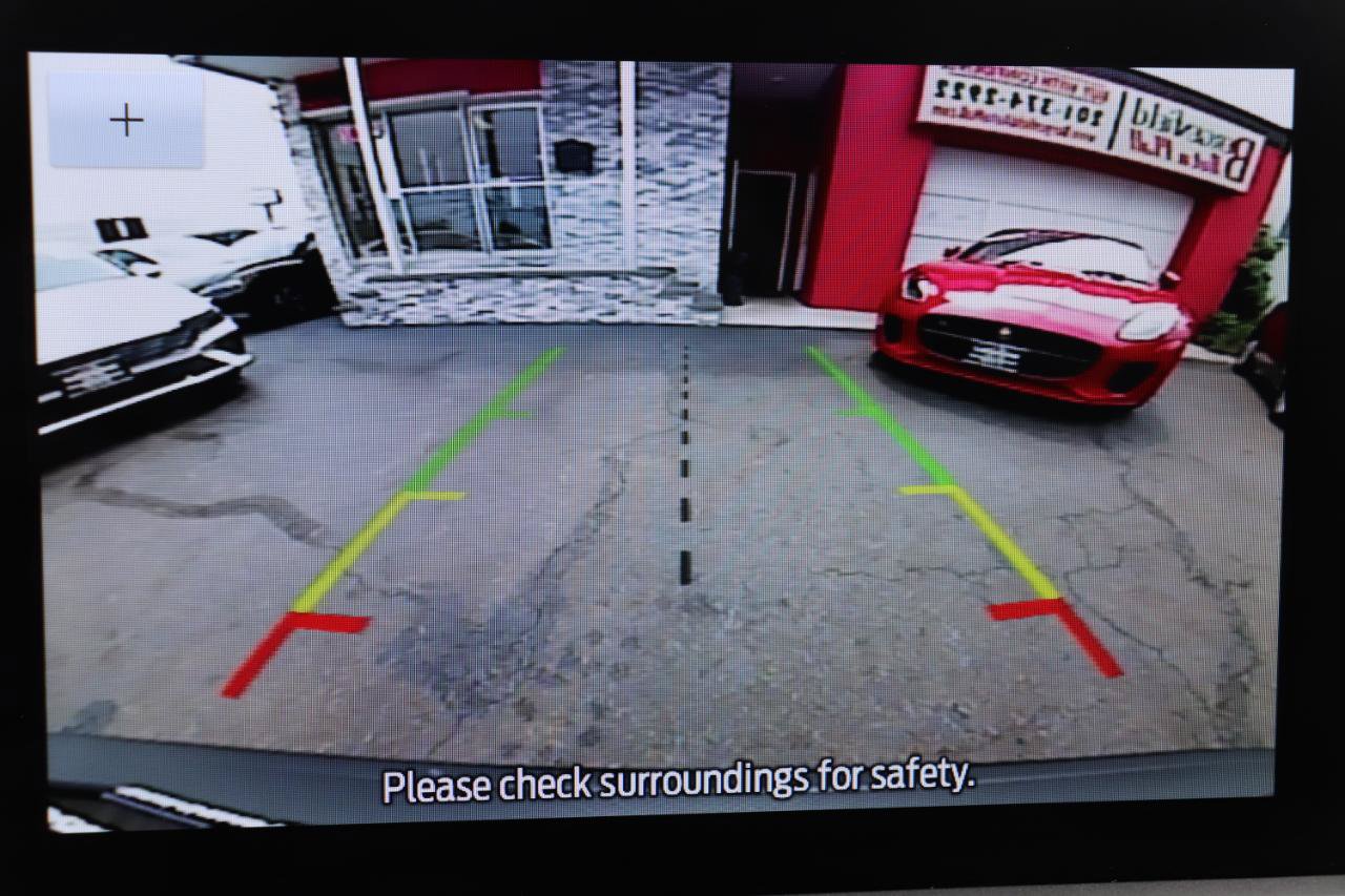 Used 2025 Ford Escape ST-Line Select AWD/4WD image 30
