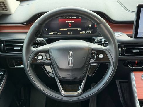 Used 2024 Lincoln Aviator Reserve AWD/4WD image 30