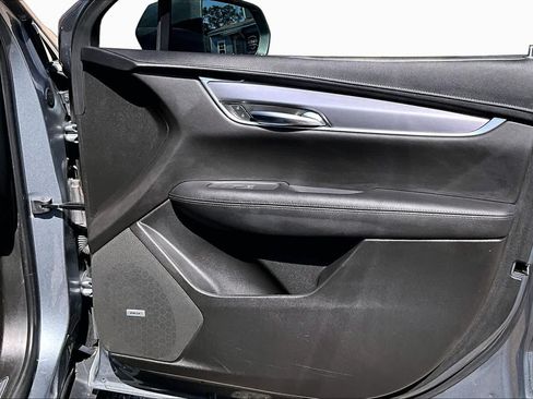 Used 2020 Cadillac XT5 Luxury FWD image 22