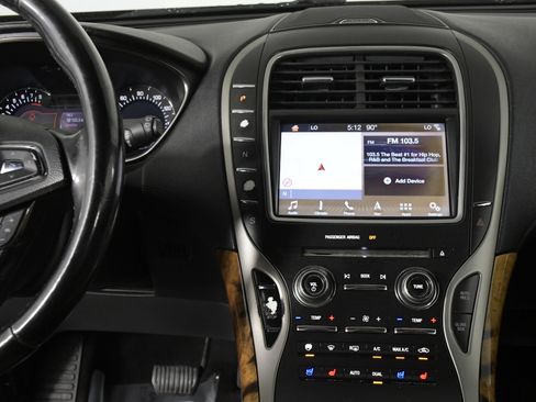 Used 2016 Lincoln MKX Reserve image 15