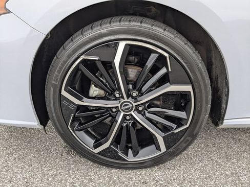 Used 2024 Nissan Altima 2.5 SR FWD image 20