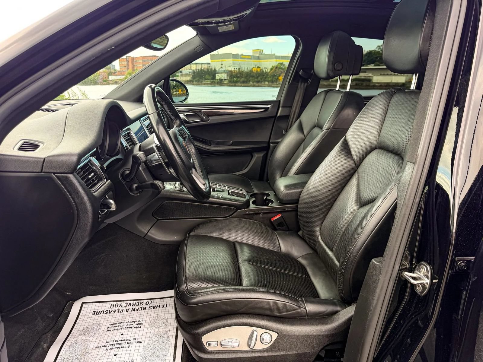Used 2017 Porsche Macan S AWD/4WD image 33