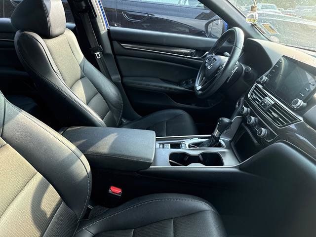 Used 2019 Honda Accord Sport image 3