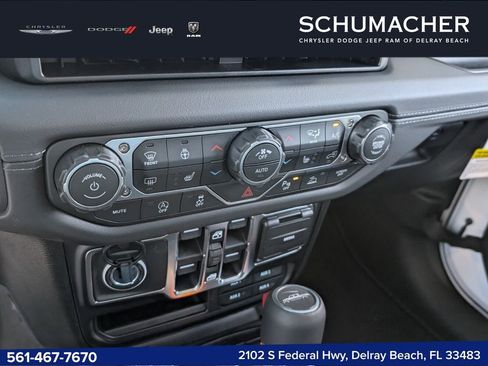 New 2026 Jeep Gladiator Mojave AWD/4WD image 18