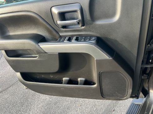 Used 2018 Chevrolet Silverado 1500 LT w/ All Star Edition image 23