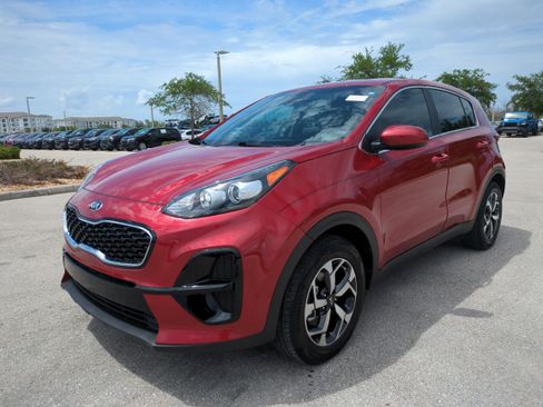 Certified 2022 Kia Sportage LX FWD image 9