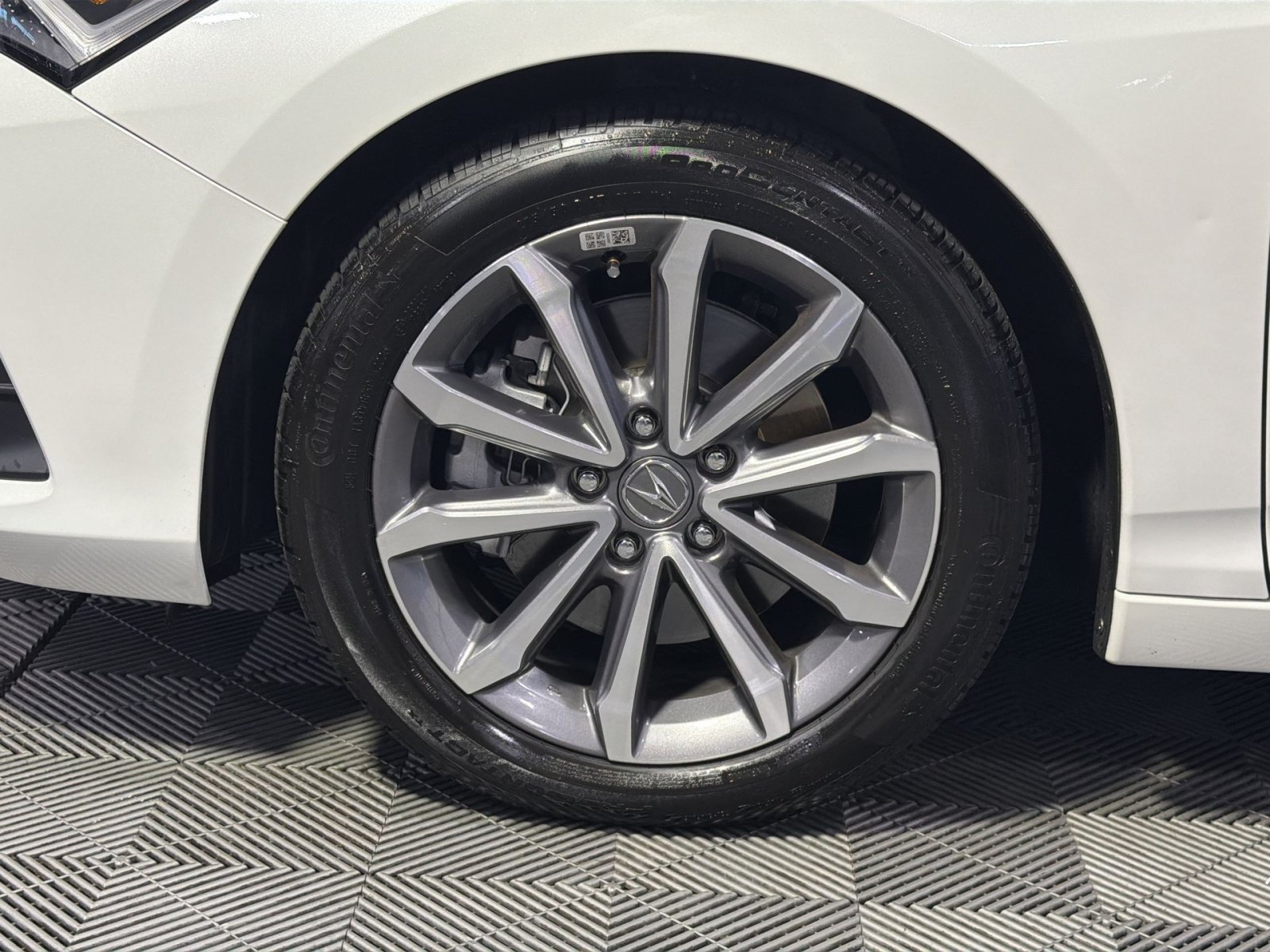 Used 2025 Acura Integra FWD image 16