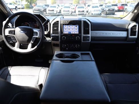 Used 2018 Ford F350 Lariat w/ Lariat Ultimate Package AWD/4WD image 19