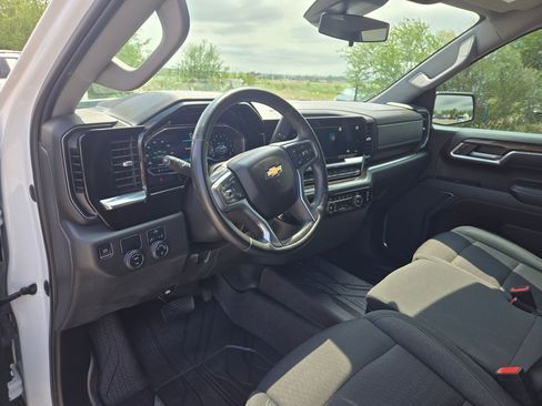 Certified 2023 Chevrolet Silverado 1500 LT RWD image 11