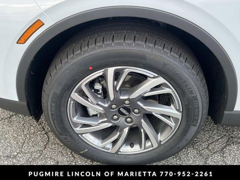 New 2026 Lincoln Corsair Premiere image 46