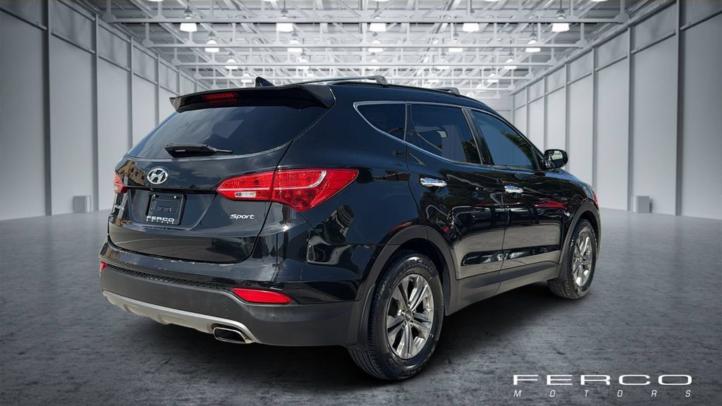 Used 2015 Hyundai Santa Fe Sport w/ Option Group 02 FWD image 5