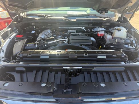 Used 2024 GMC Sierra 2500 Denali Ultimate image 32