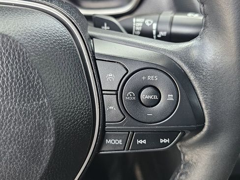 Used 2024 Toyota Corolla XSE FWD image 33