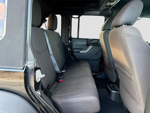 Used 2017 Jeep Wrangler Unlimited Sport w/ Dual Top Group image 25