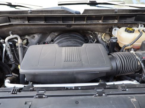 Used 2023 GMC Yukon SLT RWD image 61