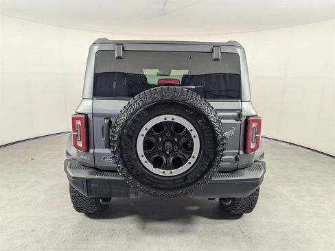 Used 2023 Ford Bronco Badlands image 5