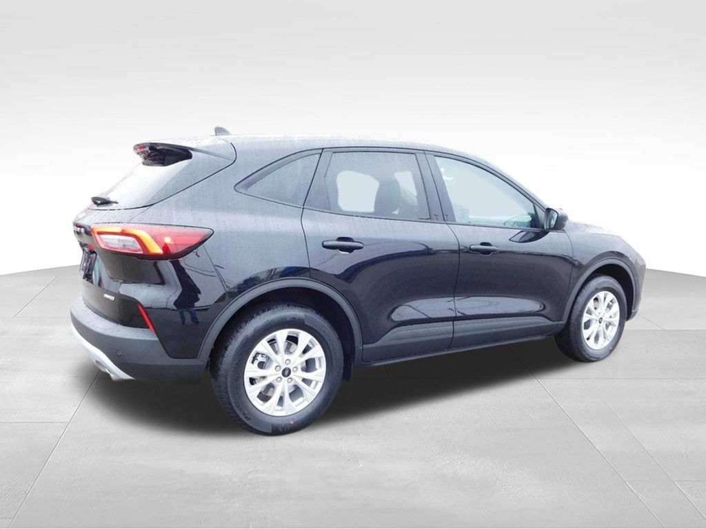 New 2026 Ford Escape Active w/ Active Premium Tech Pack AWD/4WD image 3