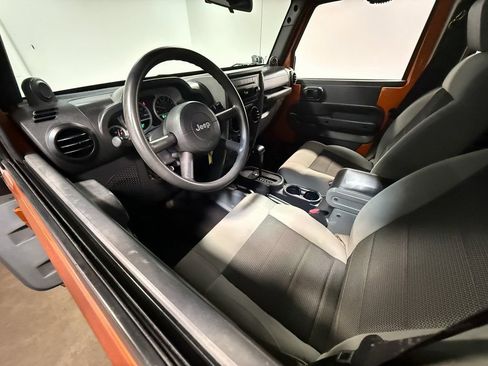 Used 2010 Jeep Wrangler Unlimited Sport image 58