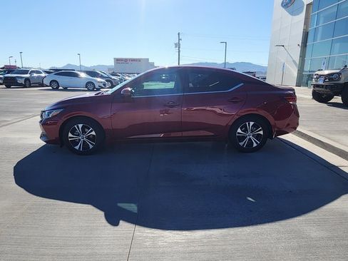 Used 2022 Nissan Sentra SV w/ Trunk Package image 8