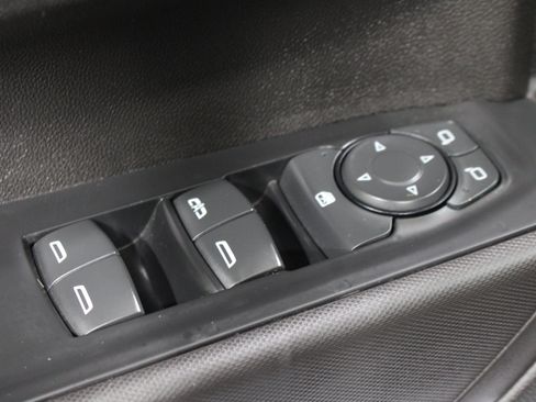 Used 2021 Chevrolet Silverado 1500 Custom AWD/4WD image 7