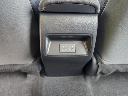 Used 2026 Toyota Corolla LE FWD image 24