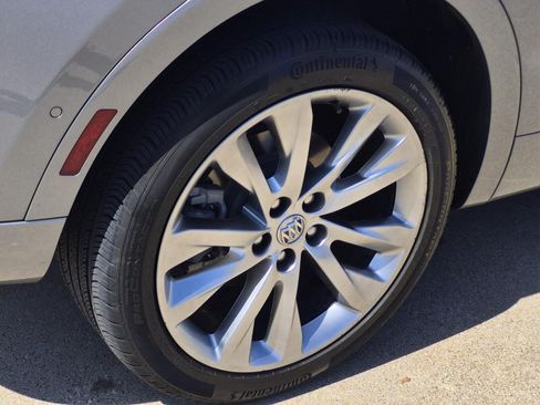 Certified 2023 Buick Envision Avenir FWD image 7