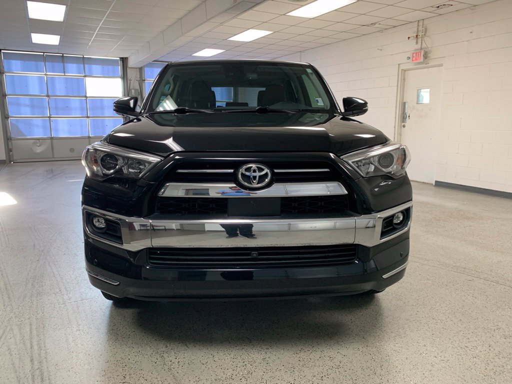 Used 2023 Toyota 4Runner Limited RWD image 2