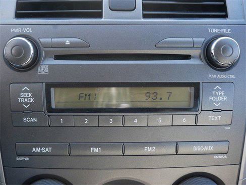 Used 2011 Toyota Corolla LE image 20