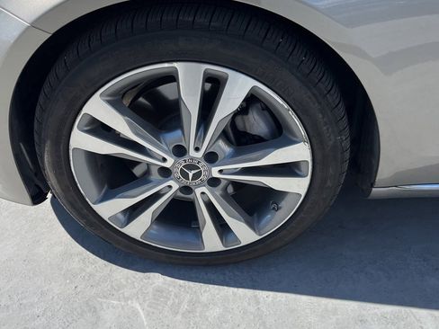 Used 2020 Mercedes-Benz C 300 Sedan image 11