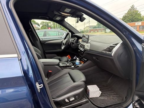Used 2024 BMW X3 xDrive30i w/ Premium Package AWD/4WD image 2