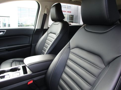 Used 2024 Ford Edge SEL w/ Convenience Package AWD/4WD image 35