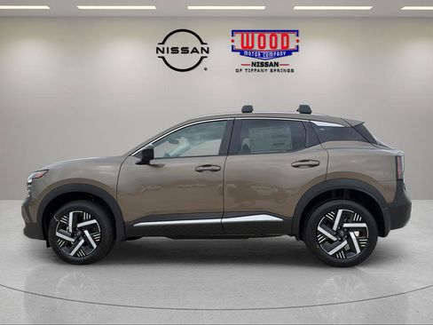 New 2026 Nissan Kicks SV w/ Charging Package FWD image 5