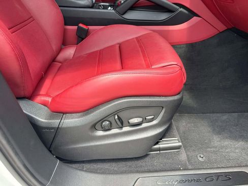 Certified 2023 Porsche Cayenne GTS AWD/4WD image 17